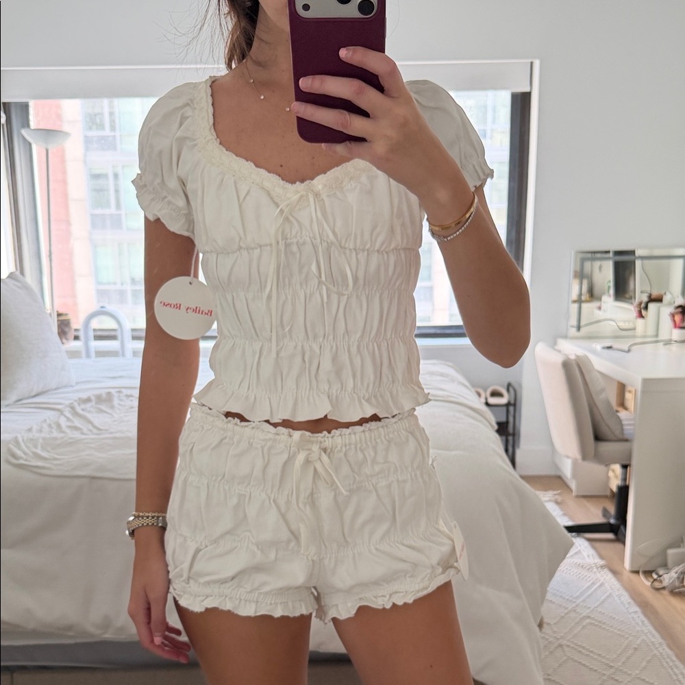 White Women's two piece set